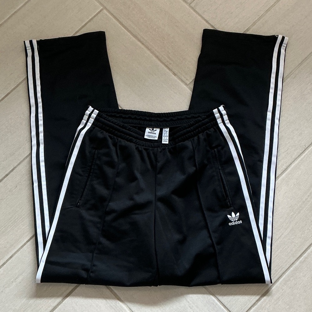 Adidas women’s firebird track pant small